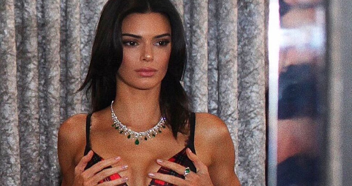 Kendall Jenner je glavni krivac za pomalo bizaran trend u plastičnoj kirurgiji